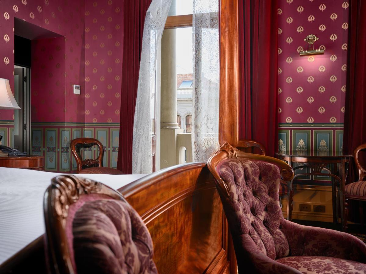 Craig'S Royal Hotel Ballarat Exterior foto A room at the hotel